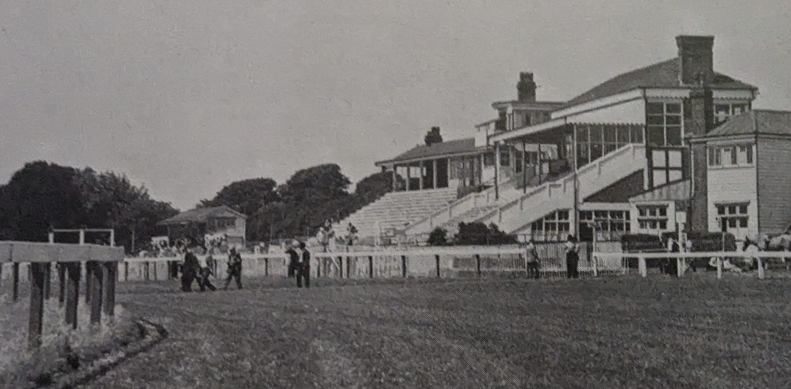Folkestone 75a