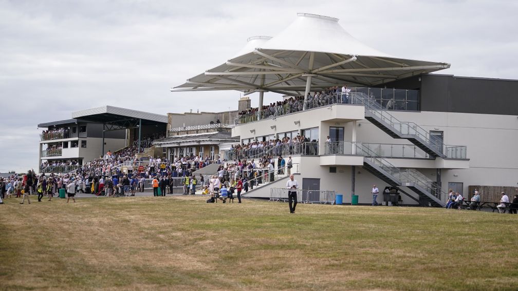 A dry Bath racecourse
